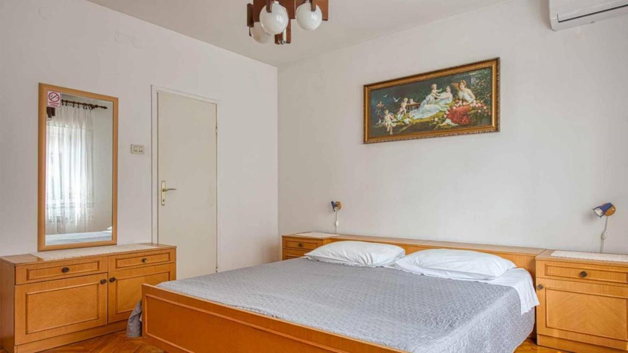 Room Mario Rovinj Exteriör bild